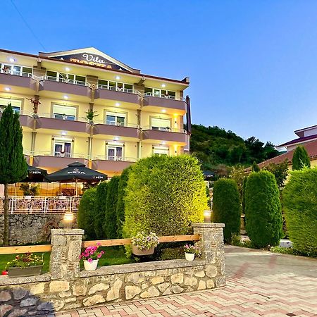Hotel Vila Toska Piskupat Kültér fotó