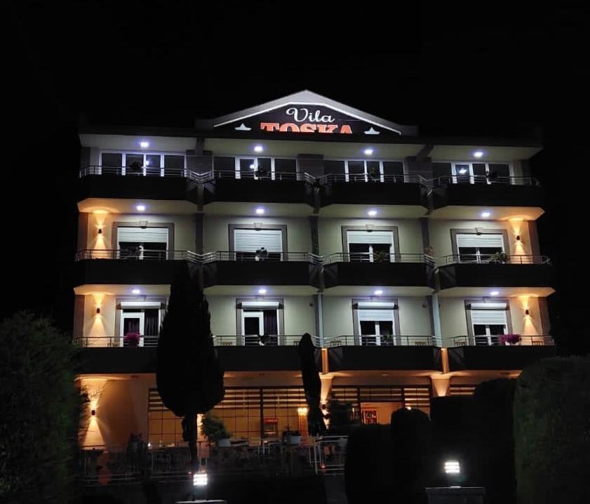 Hotel Vila Toska Piskupat Kültér fotó