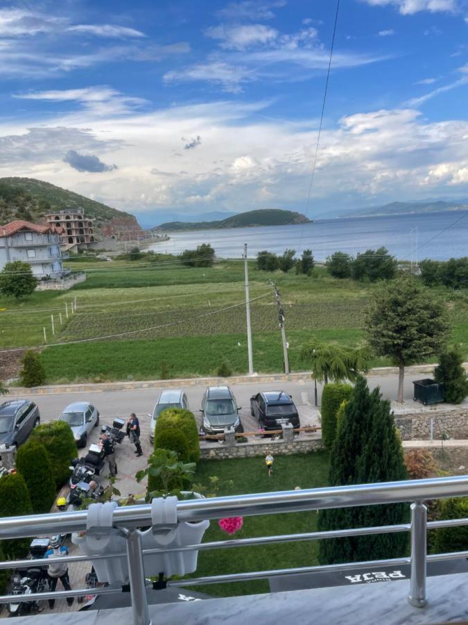 Hotel Vila Toska Piskupat Kültér fotó